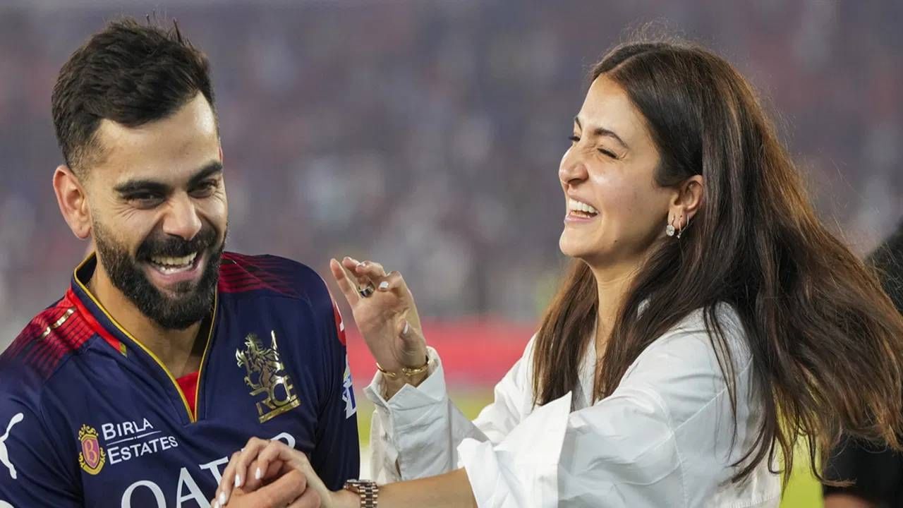 विराट कोहलीने फाईव्ह स्टार हॉटेलला रॉयल जेल म्हटलं होतं. ईएसपीएनला दिलेल्या इंटरव्यूमध्ये विराट म्हणालेला की, ती एक रॉयल जेल आहे. तिथे तुम्ही काही करु शकत नाही.(PC-PTI)