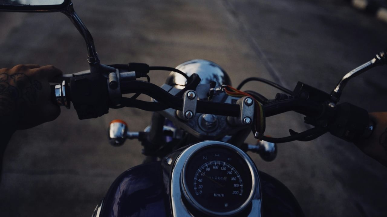 ( डिस्क्लेमर : वरील माहिती उपलब्ध स्रोतावरून देण्यात आलेली आहे. याच्या तथ्यांबद्दल आम्ही कुठलाही दावा करीत नाही, तसेच अंधश्रद्धेला दुजोरा देत नाही)