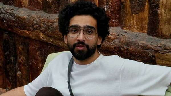 BB19: अमाल मलिकने रागात फेकले फरहानाचे भरलेले जेवणाचे ताट, नेटकरी संतापले