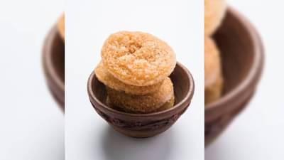 बायकोसाठी दिवाळीत खुसखुशीत अनारसे बनवा? सोपी रेसिपी जाणून घ्या