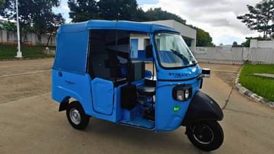 जगातील पहिली सेल्फ-ड्रायव्हिंग ऑटो लाँच, किंमत, फीचर्स जाणून घ्या