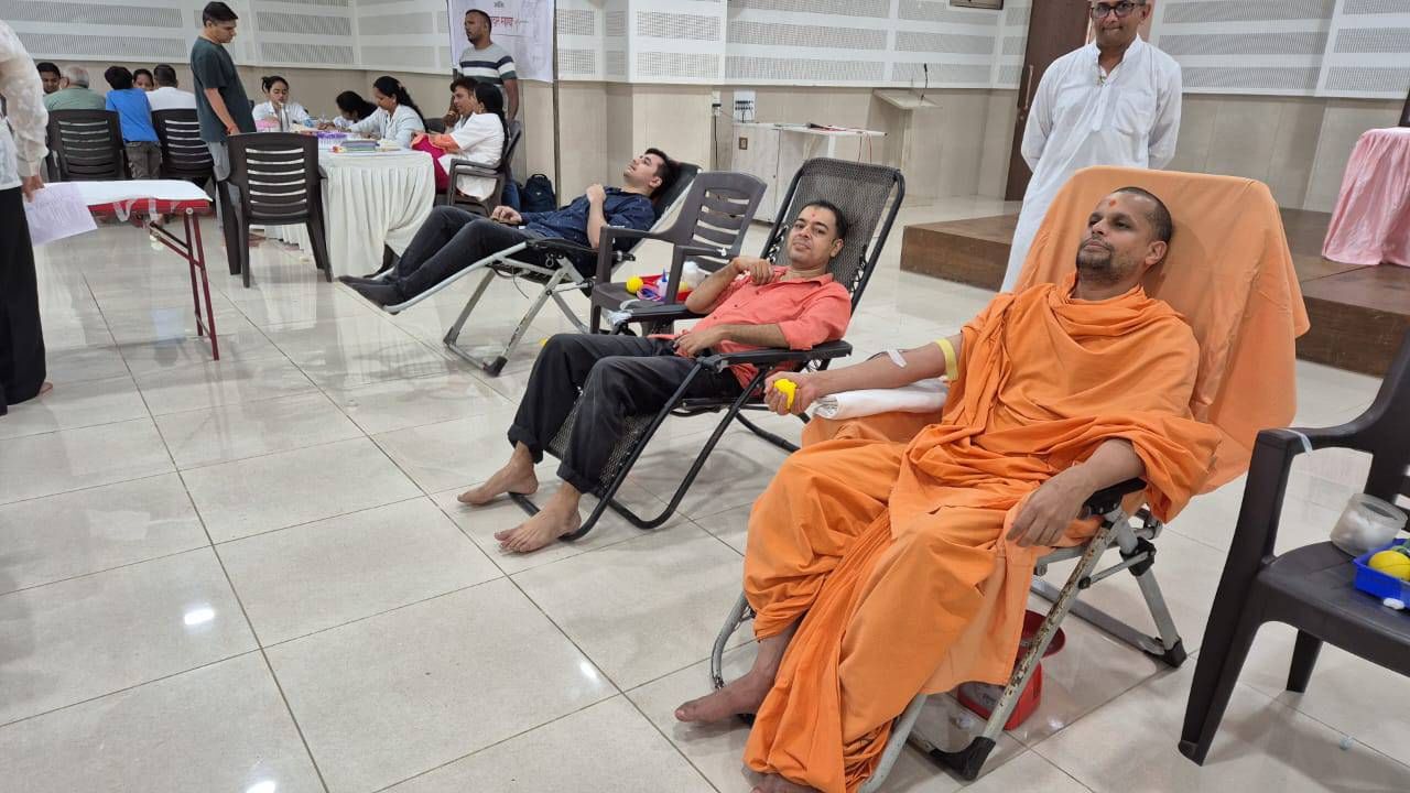 रक्तदानाचा महायज्ञ! BAPS चा सेवा, मानवता, समर्पणाचा मंत्र,गरजूंना होणार मदत