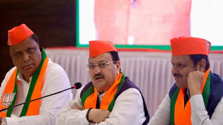 BJP : मराठी, गुजरातीनंतर उत्तर भारतीयांवर फोकस, भाजपची मुंबईत मतांसाठी रणनीती अन् मोर्चेबांधणी सुरू BJP : मराठी, गुजरातीनंतर उत्तर भारतीयांवर फोकस, भाजपची मुंबईत मतांसाठी रणनीती अन् मोर्चेबांधणी सुरू