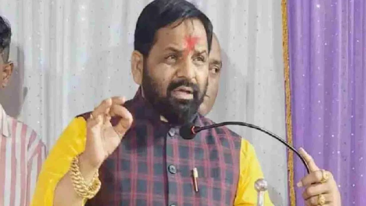 आता राजकीय फटाके फुटणार; ज्यांना.., महायुतीच्या बड्या नेत्याचं मोठं वक्तव्य, वातावरण तापणार? आता राजकीय फटाके फुटणार; ज्यांना.., महायुतीच्या बड्या नेत्याचं मोठं वक्तव्य, वातावरण तापणार?