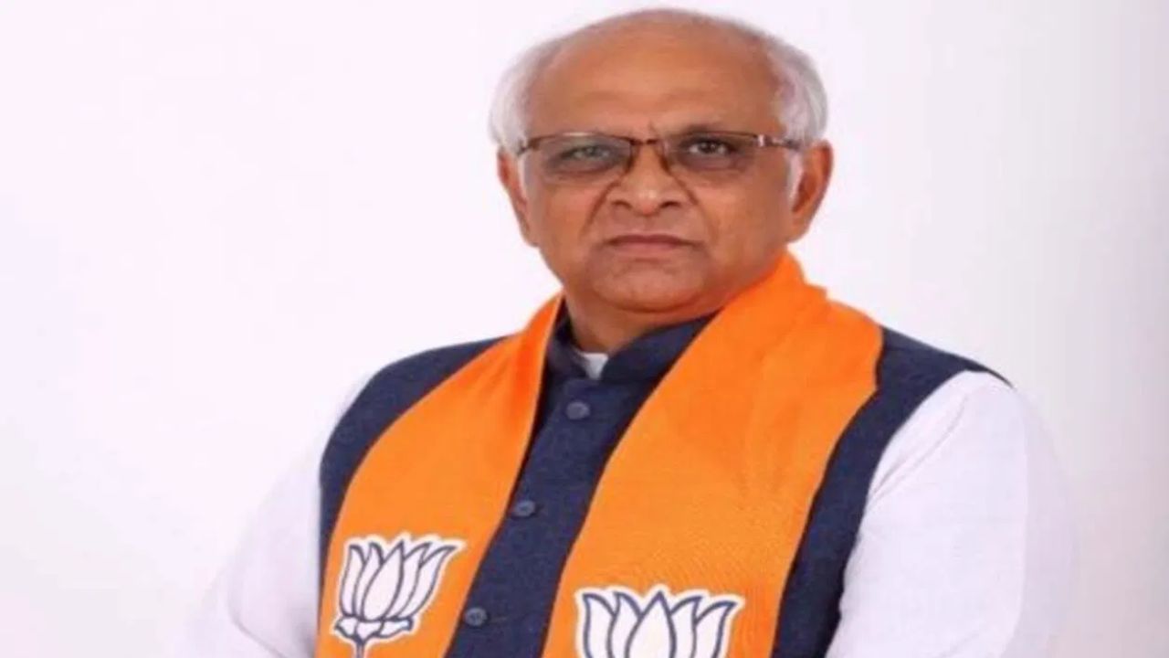 मोठी बातमी! गुजरातच्या राजकारणात खळबळ, मुख्यमंत्री वगळता सर्वच मंत्र्यांनी दिले राजीनामे, नेमकं काय घडतंय?