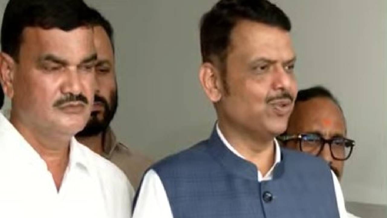 Devendra Fadnavis : आदित्य ठाकरेंकडून मला एवढीच अपेक्षा आहे की...मुख्यमंत्री फडणवीसांचा जिव्हारी लागणारा वार