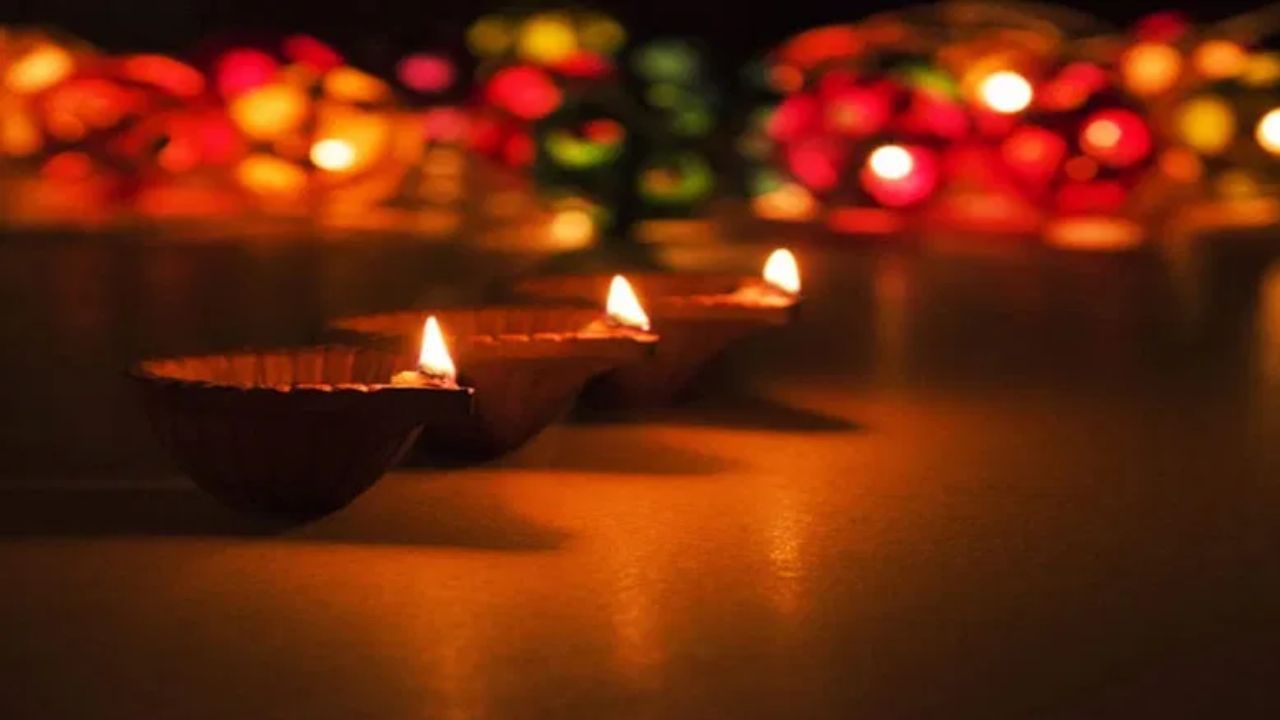 Vastu Tips : दिवाळीच्या दिवशी करा हे पाच सोपे उपाय, नशीब नक्की चमकणार, तिजोरी धनाने भरून जाणार
