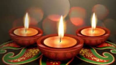 Vastu Tips : दिवाळीच्या दिवशी गुपचूप तिजोरीमध्ये ठेवा फक्त ही एक गोष्ट, घर पैशांनी भरून जाईल