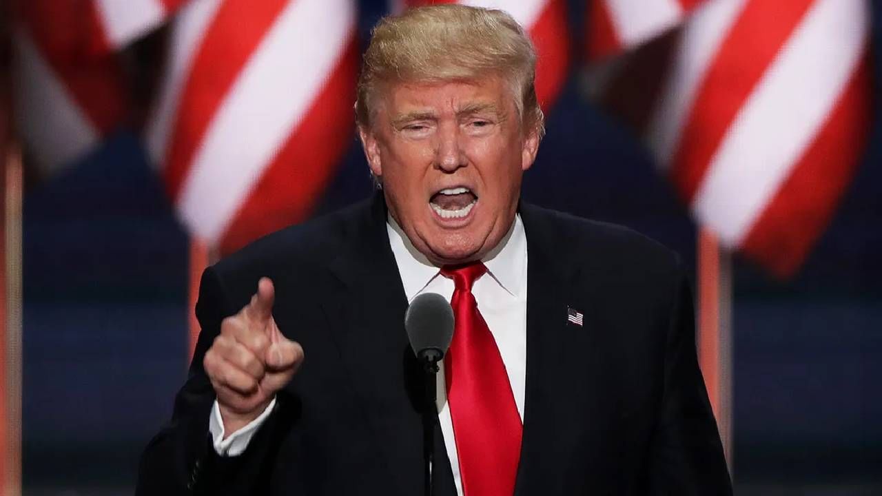 डोनाल्ड ट्रम्प यांच्यावर त्यांचाच निर्णय भारी, धोक्याची घंटा वाजली, भारतावर टॅरिफ लावल्याने..