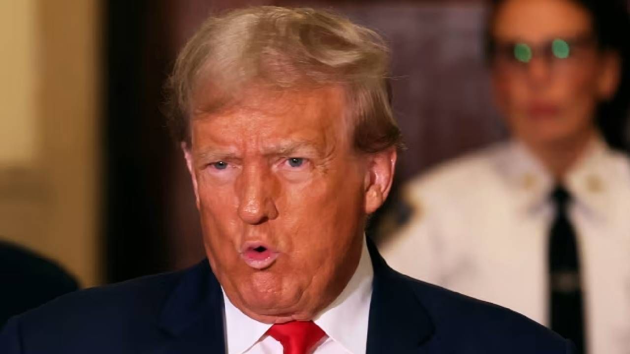 डोनाल्ड ट्रम्प यांच्या हातावर तुरी, सर्वात मोठा धक्का, या देशावरील टॅरिफ होणार रद्द, थेट कायदाच...