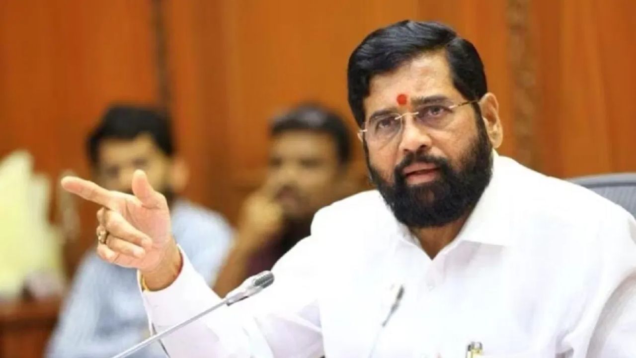 एकनाथ शिंदे नाराज? घेतला मोठा निर्णय, पक्षाच्या बैठकीत नेमकं काय घडलं?