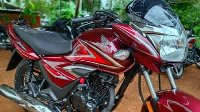 10,000 भरा, Honda Shine घरी न्या, बाकी पैसे EMI ने द्या