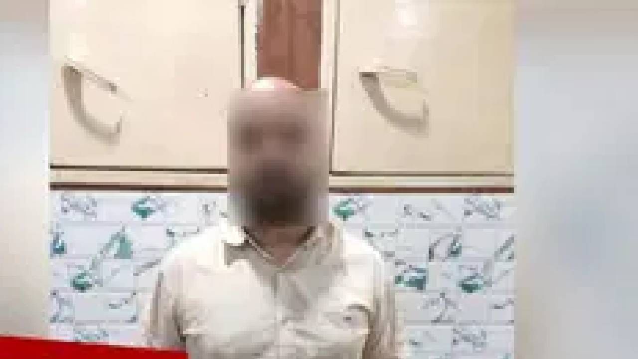6 वर्षे फिरत होता फेक IAS बनून, 150 लोकांकडून लुटले 80 कोटी... मग कायद्याने... 6 वर्षे फिरत होता फेक IAS बनून, 150 लोकांकडून लुटले 80 कोटी... मग कायद्याने...