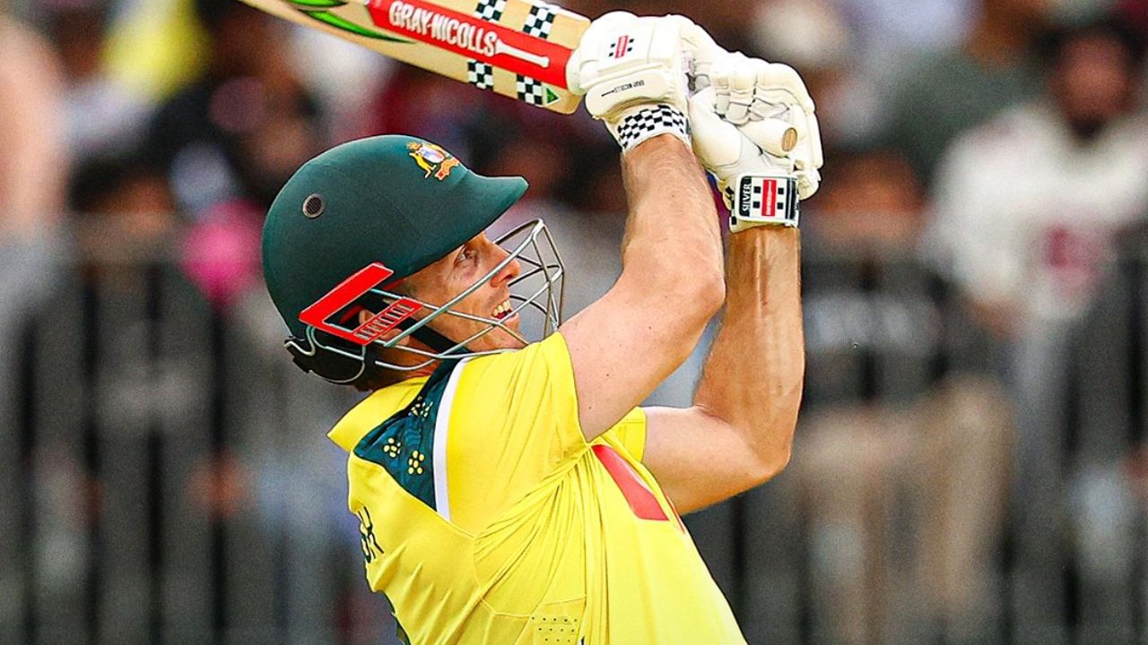 सलग दोन विजयांमुळे ऑस्ट्रेलियाने आयसीसी वनडे क्रमवारीत एका स्थानाची झेप घेतली आहे. या मालिकेपूर्वी कांगारूंचा संघ तिसऱ्या स्थानावर होता, मात्र आता तो दुसऱ्या स्थानावर पोहोचला आहे.