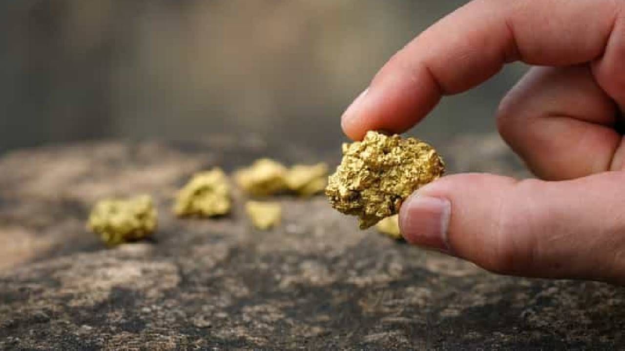 झारखंडकडे 10.08 दशलक्ष टन सोन्याचा साठा आहे. कुंदरकोचा या भागात सोने सापडते. अजूनही शोध मोहीम थांबलेली नाही. 