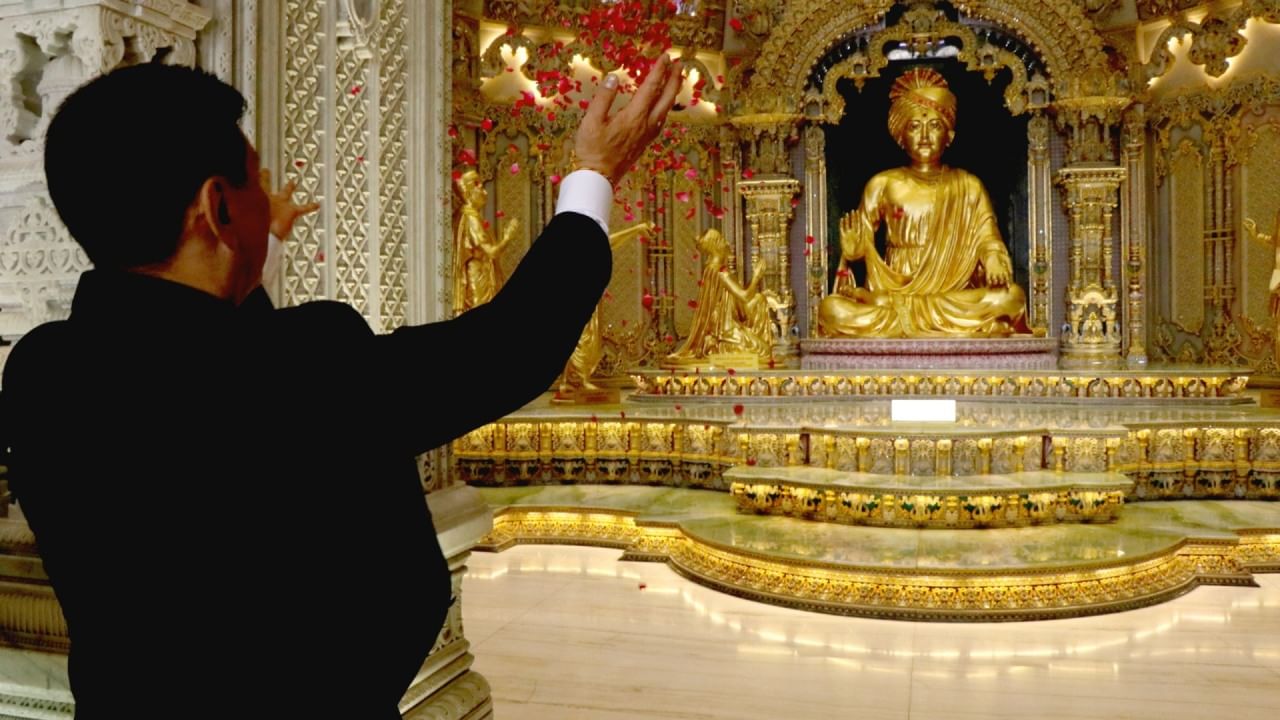 अक्षरधाम भेटीनंतर राष्ट्रपती उखनागीन खुरेलसूख आपल्या भावना व्यक्त केल्या. भारताच्या जनतेचा संबंध जो गंगेच्या शांत आणि पवित्र प्रवाहासारखा सौम्य आहे आणि मंगोलियाच्या जनतेचे हृदय जे मंगोलियन गवताळ प्रदेशासारखे विशाल आहे हे दोन्ही संबंध हूण (हुनु) साम्राज्याच्या काळापासून जोडले गेलेले आहेत, असे राष्ट्रपती उखनागीन खुरेलसूख म्हणाले. 