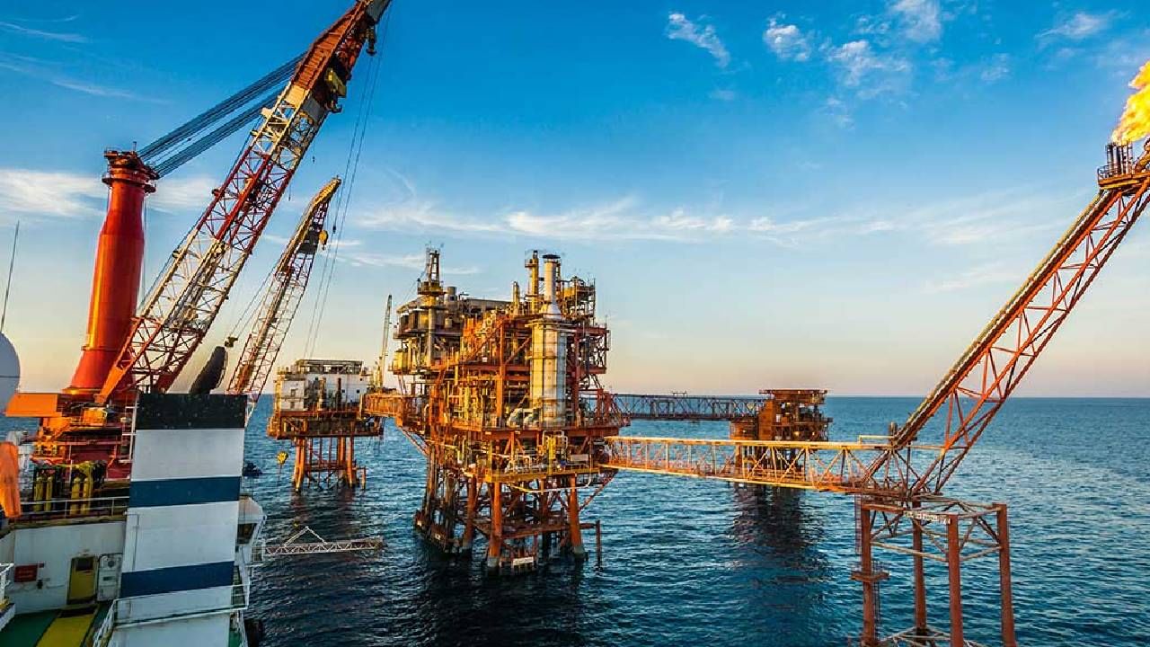 भारताच्या निर्णयाने जगात भूकंप, तेलांचे भाव वाढण्यास थेट सुरूवात, ट्रम्प यांच्या दाव्याने जगाची उडाली झोप