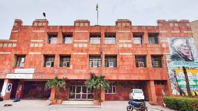 JNU मध्ये विसर्जन मिरवणुकीवर हल्ला, ABVP चा आरोप, डाव्यांचाही पलटवार