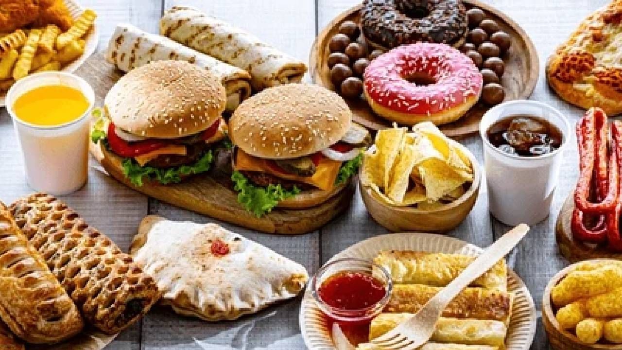 जास्त जंक फूड खाल्ल्याने होऊ शकतात 'हे' 5 आजार, वेळीच काळजी घ्या अन्यथा आयुष्यभर होईल पश्चाताप