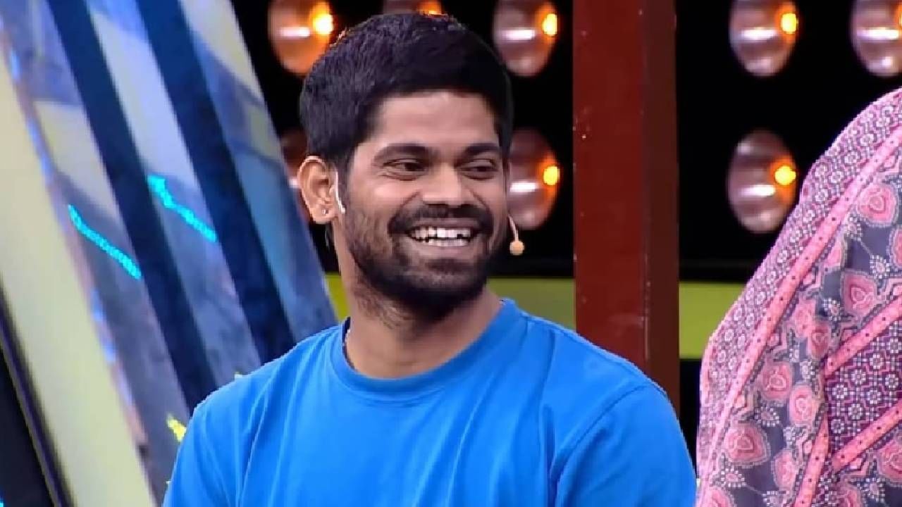 मधल्या काळात ओंकारने महाराष्ट्राची हास्यजत्रा हा कार्यक्रम सोडला होता. त्यानंतर चाहत्यांनी नाराजी व्यक्त केली होती. पण आता ओंकार पुन्हा शोमध्ये दिसणार आहे.