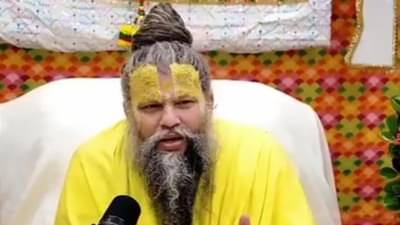 खूप कमवता पण हातात पैसाच टिकत नाही? आजच या 4 सवयी सोडा, तिजोरी पैशांनी भरून जाईल