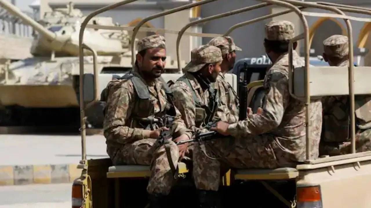 Pakistan Army : भारतासमोर आम्ही...पाकिस्तानी सैन्याच्या बड्या अधिकाऱ्याने दिली सर्वात मोठी कबुली