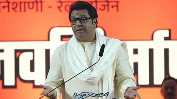 मी प्रगतीच्या आड नाही, पण मराठी माणसाच्या थडग्यावर...; राज ठाकरेंचा थेट इशारा