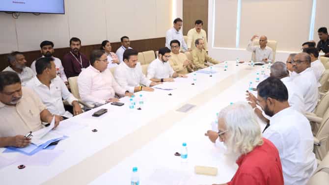 राज ठाकरे-उद्धव ठाकरे आज पुन्हा निवडणूक आयोगाला भेटणार, शरद पवार मात्र गैरहजर राहणार, कारण काय?