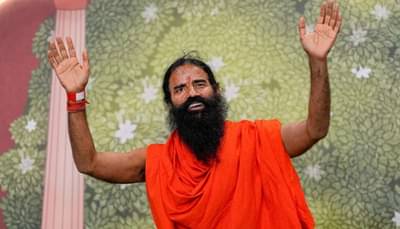 महिलांच्या मानसिक आरोग्यासाठी ही आसने महत्वाची, रामदेवबाबा यांनी सांगितले महत्व