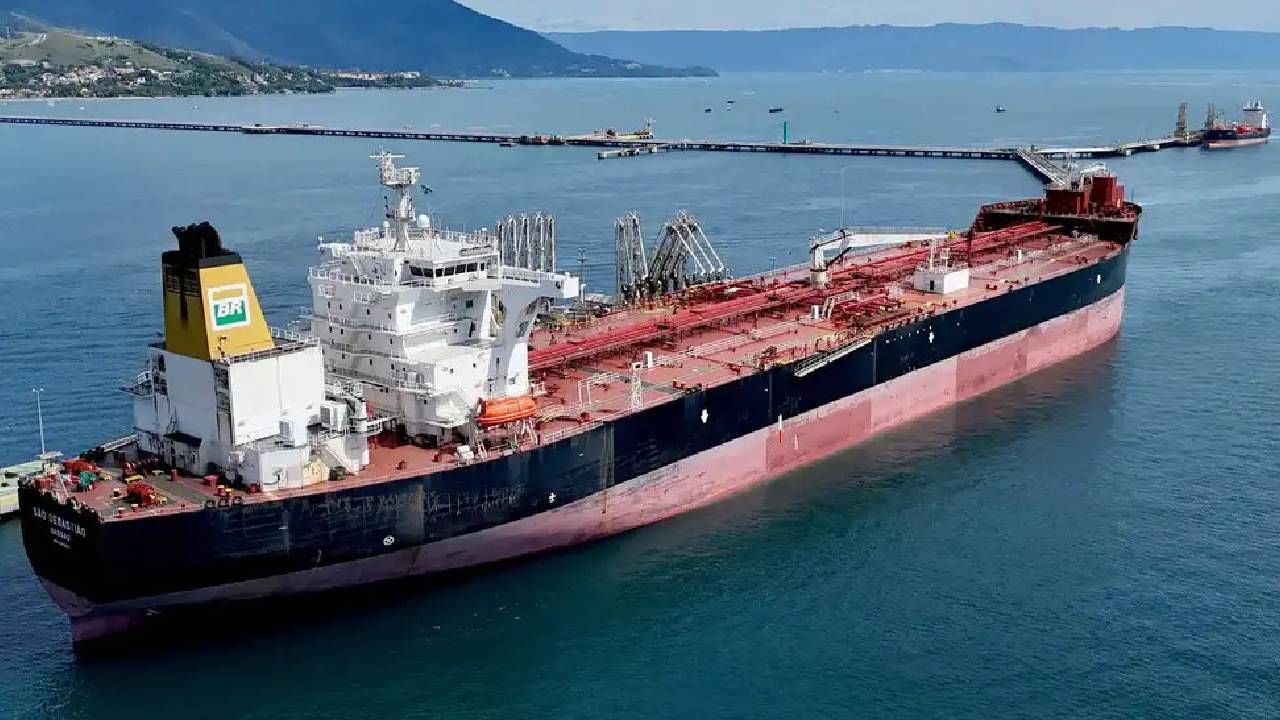 भारत रशियाकडून तेल खरेदी करणार बंद? भारत अमेरिका व्यापार करारात काय घडले, परराष्ट्र मंत्रालयाने म्हटले...