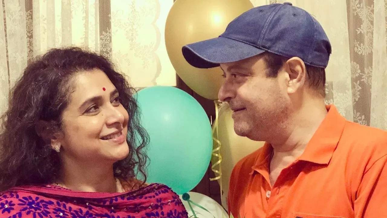 सचिन यांच्या तोंडून उर्दू ऐकणे सुप्रिया पिळगावकर यांनाही आवडत असल्याचे त्यांनी सांगितले. सचिन पिळगावकर पुढे म्हणाले की, "उर्दू एक अशी सवत आहे जी माझ्या बायकोला आवडते."