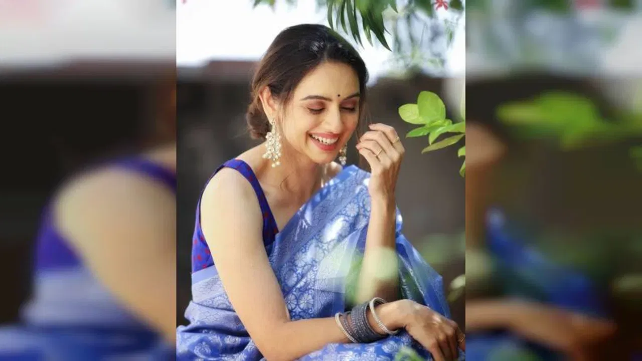 मराठी चित्रपटसृष्टीमधील लोकप्रिय अभिनेत्रींच्या यादीमधील एक नाव म्हणजे श्रुती मराठे. तिने 2012मध्ये छोट्या पडद्यावरील 'राधा ही बावरी' या मालिकेत काम करत महाराष्ट्रातील प्रेक्षकांच्या मनात घर केले. अल्पावधतीच श्रुती प्रसिद्धीच्या शिखरावर पोहोचली. नुकताच तिने धक्कादायक अनुभव सांगितला आहे.