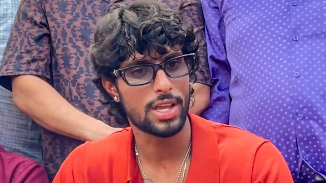 Tilak Varma : तिलक वर्माकडून त्याच्या आजारपणाबद्दल मोठा खुलासा, ग्लोव्हज कापून काढावे लागले, काय आहे रबडोमायोलिसिस आजार?