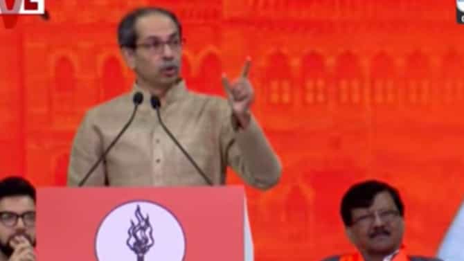 निवडणूक आयोगाला परत एकदा सांगतो.., उद्धव ठाकरेंचा निर्वाणीचा इशारा, निर्धार मेळाव्यात कडाडले