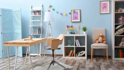 Vastu Tips : घरात लावा फक्त हे 4 फोटो, नशीब घोड्यासारखं धावेल, वास्तुशास्त्र काय सांगतं?