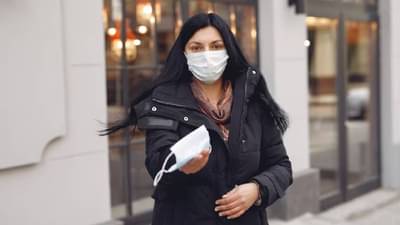 जग हादरलं! सगळ्या शाळा बंद, थेट महामाराची घोषणा, आणखी एक मोठं संकट घोंगावतंय?