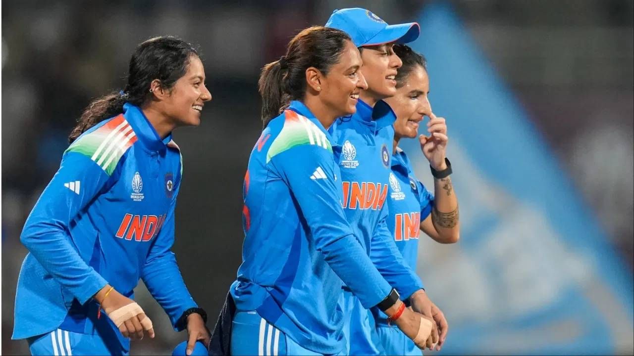 Womens World Cup 2025 : न्यूझीलंडला हरवलं, आता सेमीफायनलमध्ये टीम इंडियाचा सामना कोणाविरुद्ध? उद्या समजणार