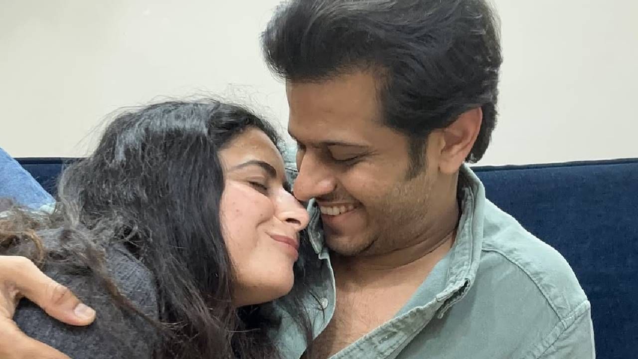 याआधी एका पोस्टमध्ये ऐश्वर्याने ट्रोलर्सना उत्तर दिलं होतं "माझं आयुष्य हे तुमच्या कंटेटचा विषय नाही. माझं मौन म्हणजे तुमच्यासाठी परवानगी नाही. हे लक्षात ठेवा की, एखादी व्यक्ती गप्प असेल तर त्याचा अर्थ त्यांच्याकडे बोलायला काही नाही असा होत नाही. त्याचा अर्थ असा होतो की ते गोंगाटापेक्षा आदरपूर्वक वागण्याची निवड करत आहेत," असं तिने लिहिलं होतं. 
