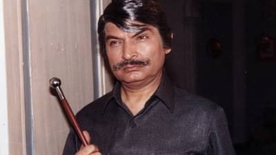 Govardhan Asrani Died : असरानी यांनी बायकोसाठी किती संपत्ती मागे ठेवली, कोण आहे कुटुंबात?