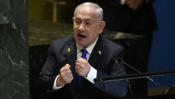 बेंजामीन नेतान्याहू यांनी सोमवारी (20 ऑक्टोबर) इस्रायली संसदेत हमाससोबतच्या युद्धाबाबत माहिती दिली. त्यांनी दिलेल्या माहितीनुसार इस्रायली सैन्याने गाझावर तब्बल 150 टन बॉम्ब फेकले आहेत. 