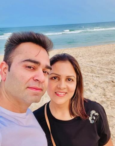 चेनता कोहली यांना योगा करण्याची खूप आवड आहे. स्वत:ला फिट ठेवण्यासाठी त्या नियमितपणे योगा करतात. त्यांना फिरायला आवडते. आपल्या मैत्रिणींसोबत त्या नेहमी फिरायला जातात. 