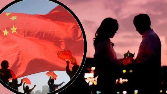 ही परंपरा 1996 साली सुरू झाली होती. आजही इथे मॅरेज मार्केटच्या रुपात लग्नासाठी जोडीदाराचा सोध घेतला जातो. चीनमध्ये साधारण चार कोटी असे पुरूष आहे, ज्यांना लग्नासाठी मुलगी मिळणे कठीण झाले आहे.