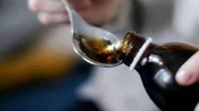 Cough Syrup : कफ सिरप ठरतंय काळ ! FDA ची पुण्यात मोठी कारवाई, बनावट कफ सिरप...
