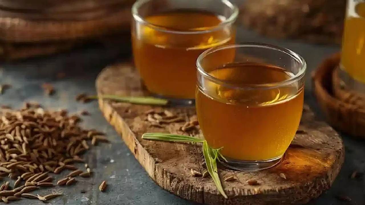 जिरे आणि ओवा यांचे पाणी पिल्याने रक्तातील साखरेची पातळी नियंत्रित राहण्यास मदत होते आणि इन्सुलिनचे कार्य सुधारते.