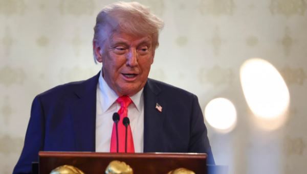 भारताचे पंतप्रधान नरेंद्र मोदी यांनी ट्रम्प यांना नोबेल पुरस्कार देण्यास समर्थन न दिल्याने ट्रम्प यांनी भारतासोबत संबंध खराब करायला सुरुवात केली, असाही आरोप एमॅन्यूएल यांनी केला आहे. त्यामुळे आता अमेरिकन सरकार यावर या आरोपांची दखल घेणार का? हे पाहणे महत्त्वाचे ठरणार आहे. 