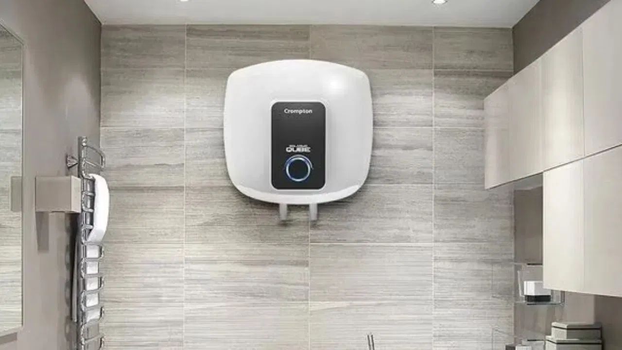 गिझर विविध आकारात, प्रकारात आणि बजेटमध्ये उपलब्ध आहेत लहान इन्स्टंट गिझरपासून ते मोठ्या स्टोरेज गिझरपर्यंत तुमच्या घरासाठी कोणती क्षमता सर्वोत्तम आहे, याबद्दल आपण जाणून घेऊया.