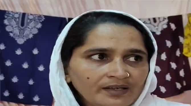 चारही मुलीच म्हणून नवऱ्याने घरातून हाकललं, आज बायको लाखोंची मालकीण, पण कसं शक्य झालं?