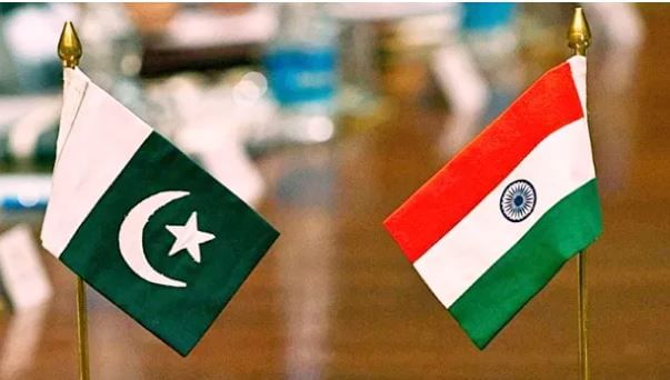 पाकिस्तानसोबत संबंध बिघडल्यानंतर भारताने सिंधू जलवाटप करार स्थगित केला आहे. याचाच संदर्भ देत सैफुल्लाहने भारताने पाकिस्तानचे पाणी जाणूनबुजून आडवून धरले आहे, असा दावाही केला. दरम्यान, आता सैफुल्लाहने थेट मोदी यांना धमकी दिल्यामुळे आता भारत नेमकी काय भूमिका घेणार? हे पाहणे महत्त्वाचे ठरणार आहे.