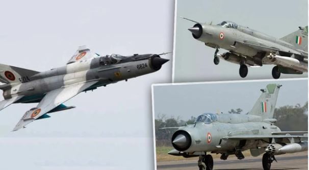 दरम्यान, आता याच भारतीय वायूसेनेचे नाव जगात होत आहे. कारण सामर्थ्यशाली वायूसेनेमध्ये भारतीय वायूसेनेने पाकिस्तानला धोबीपछाड दिलीच. पण भारतीय एअर फोर्सने चीनलाही मागे टाकले आहे. 