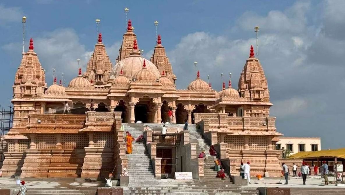 हा 'महिला दिवस' केवळ समाजातील स्री शक्तीच्या अध्यात्मिक, सांस्कृतिक आणि सामाजिक योगदानाला नमन करण्याची संधी मिळाली, शिवाय उपस्थित सर्व महिलांना धर्म, सेवा आणि मूल्यनिष्ठ जीवनाच्या प्रती आणि दृढ प्रेरणा प्रदान करण्यात आली. 